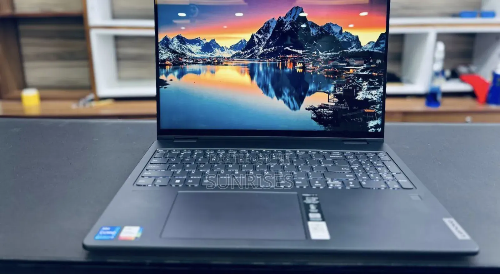 New Laptop Lenovo ThinkPad Yoga 16GB Intel Core I7 SSD 512GB