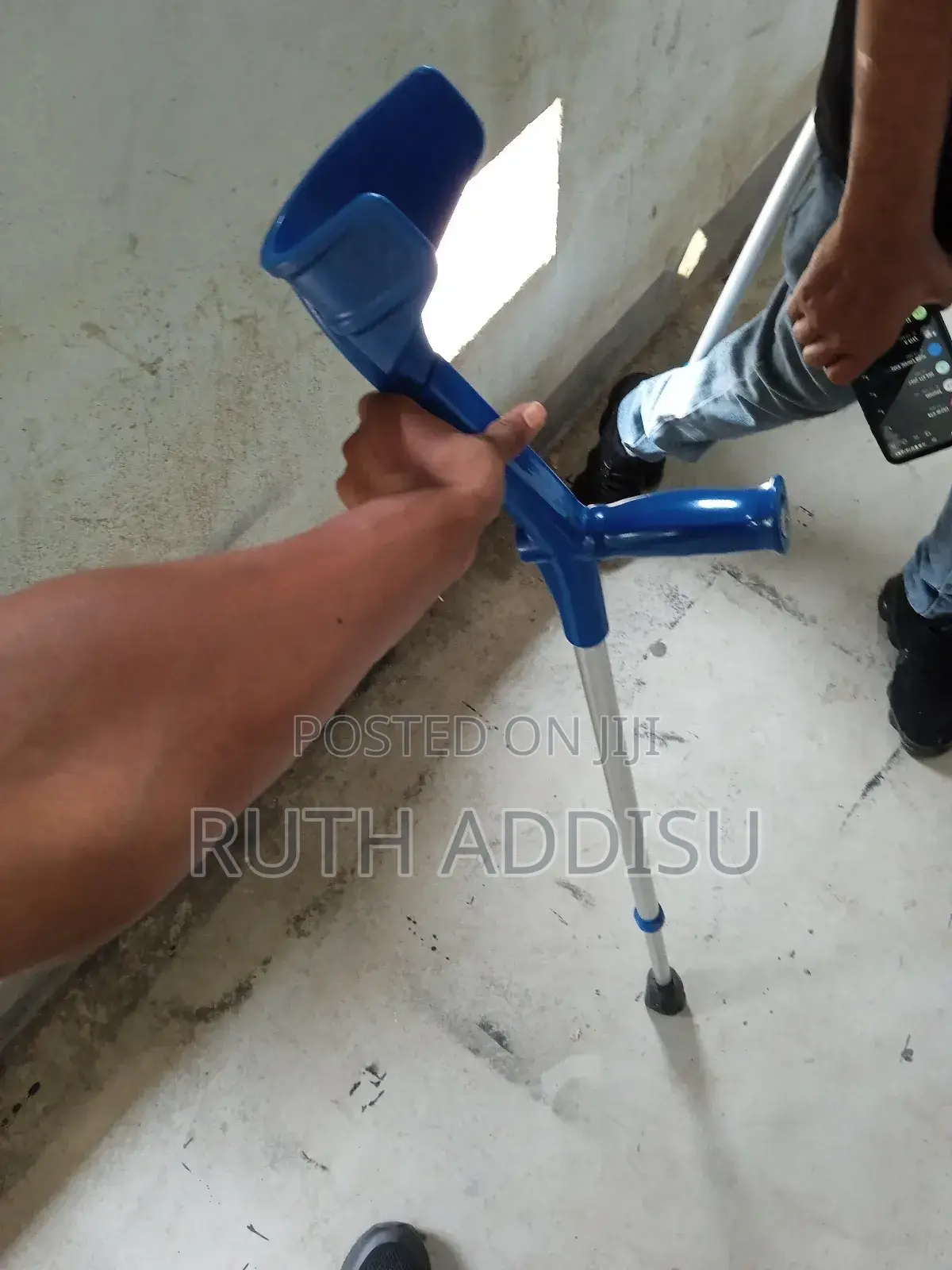 Crutches33crutches78crutches90crutches12crutches09crutches