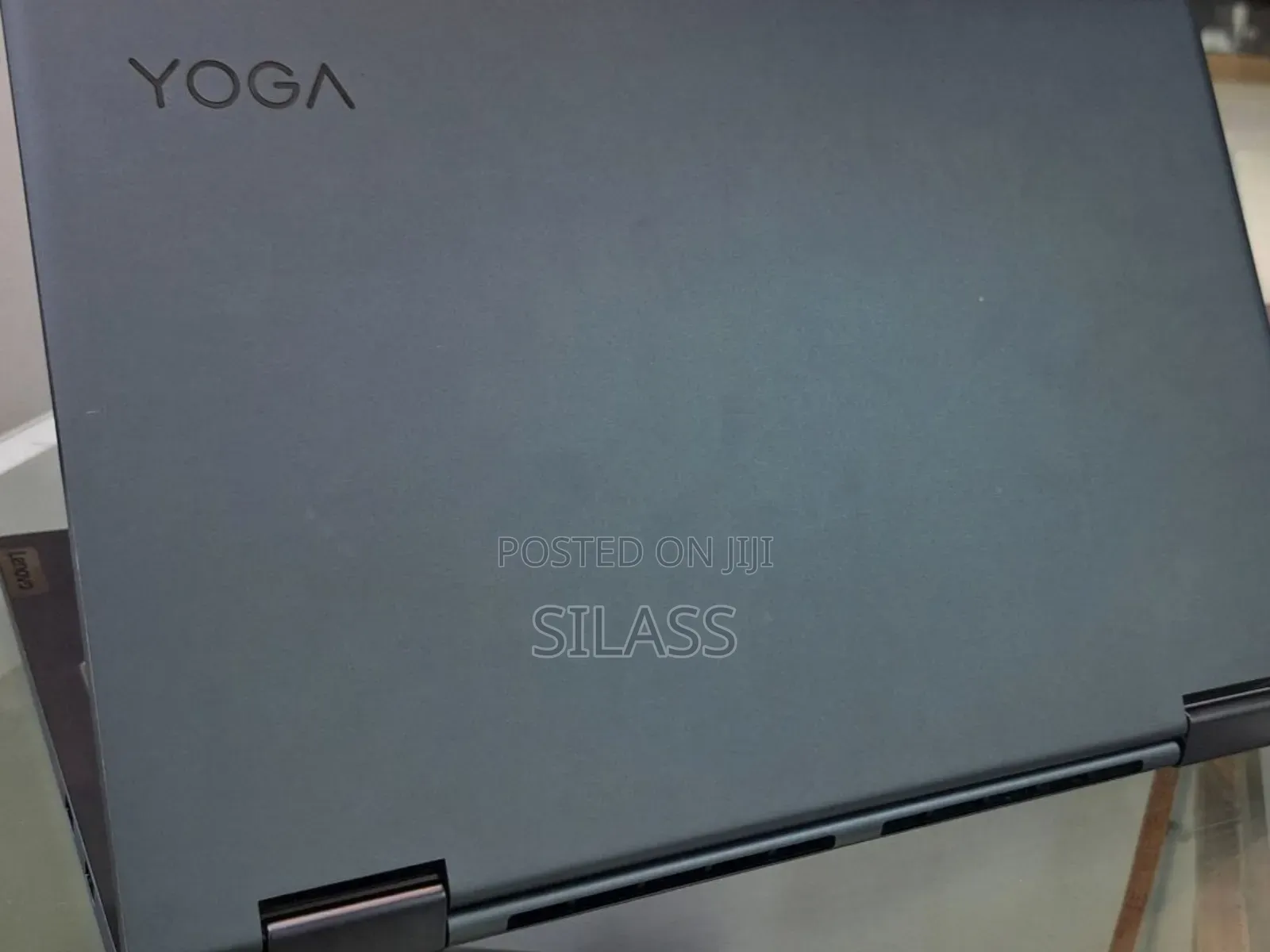 New Laptop Lenovo Yoga 7i 8GB Intel Core I5 SSD 512GB