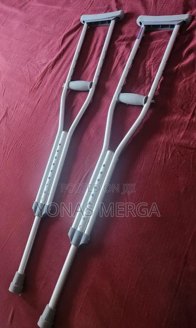 Crutches፩仍 Aluminumsuitable For: All Terrainsbrand: Better