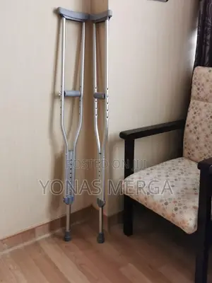 Photo - Forearm Crutches፯叁sections Can Be Adjusted Independently