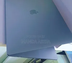 New Laptop Apple MacBook Pro 2017 16GB Intel Core I7 SSD 512GB