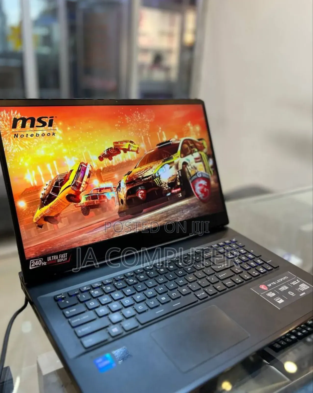 New Laptop MSI GP75 Leopard 16GB Intel Core I7 SSD 1T