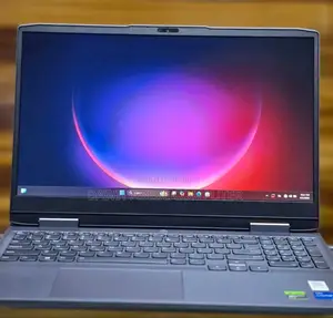 New Laptop Lenovo LOQ 15ARP9 32GB Intel Core I5 SSD 512GB