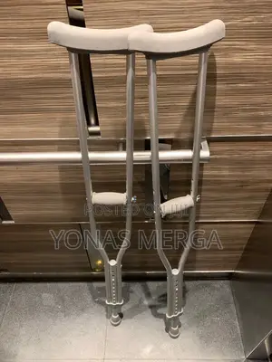 Photo - Crutches Are Strong, Durable፬涐mobilegs Universal Crutches