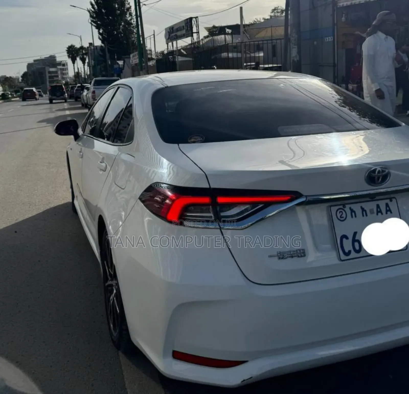 Toyota Corolla Cross Hybrid 2024 White