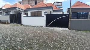 Photo - 3bdrm Villa in ""🏘 የሚሸጥ ቪላ ቤት ሰሚት, Bole for sale