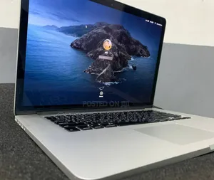 New Laptop Apple MacBook Pro 2013 8GB Intel Core I7 SSD 256GB