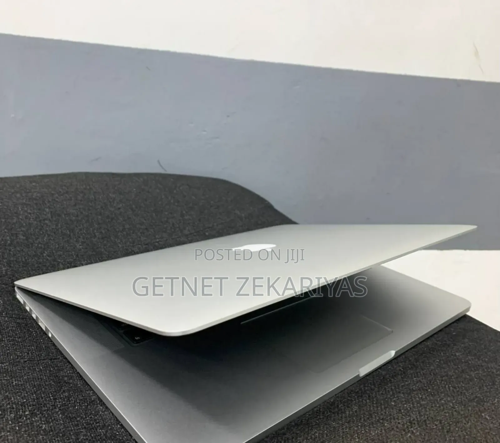 New Laptop Apple MacBook Pro 2013 8GB Intel Core I7 SSD 256GB