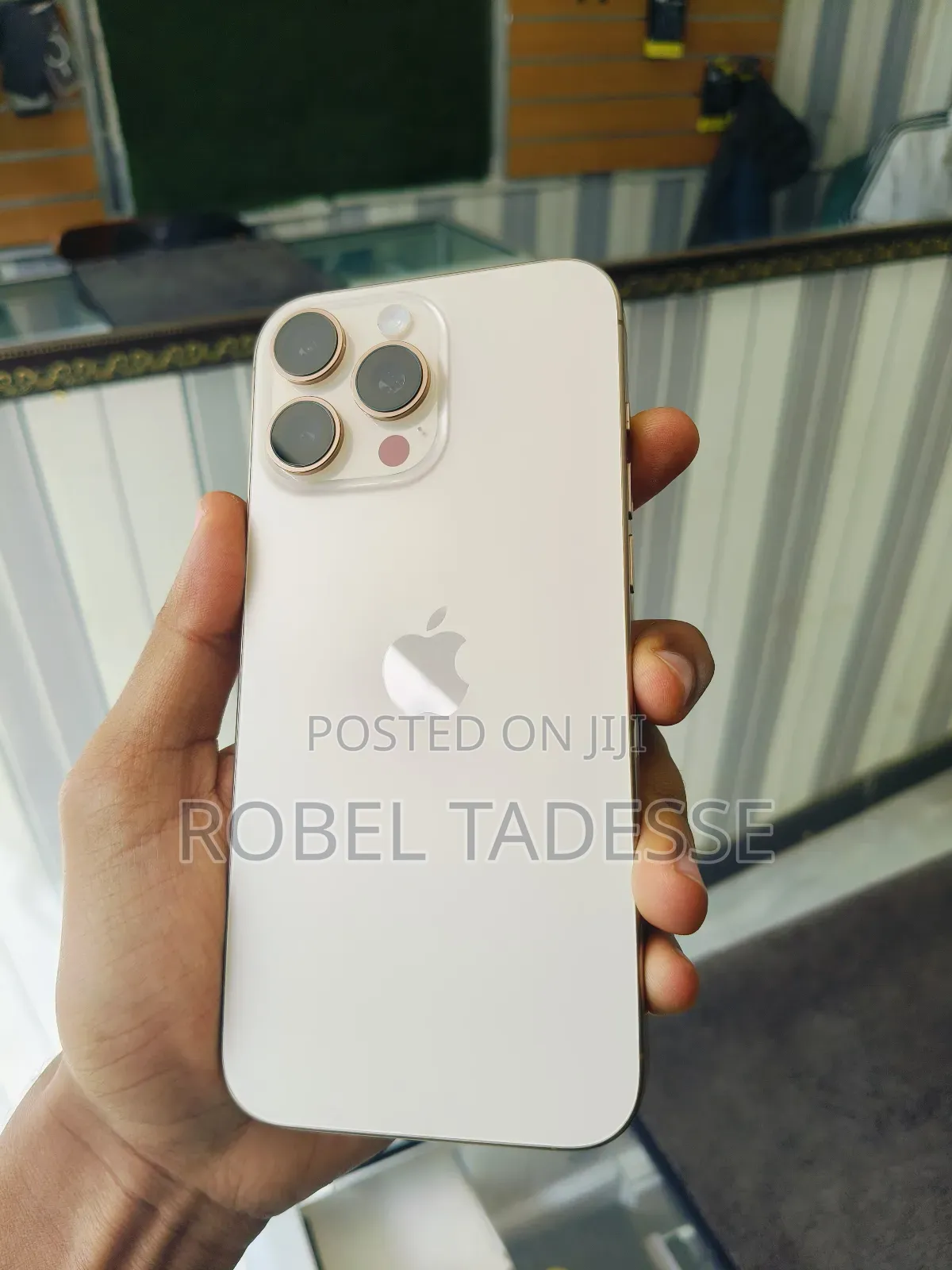 New Apple iPhone 16 Pro Max 256 GB