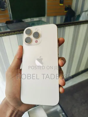 Photo - New Apple iPhone 16 Pro Max 256 GB