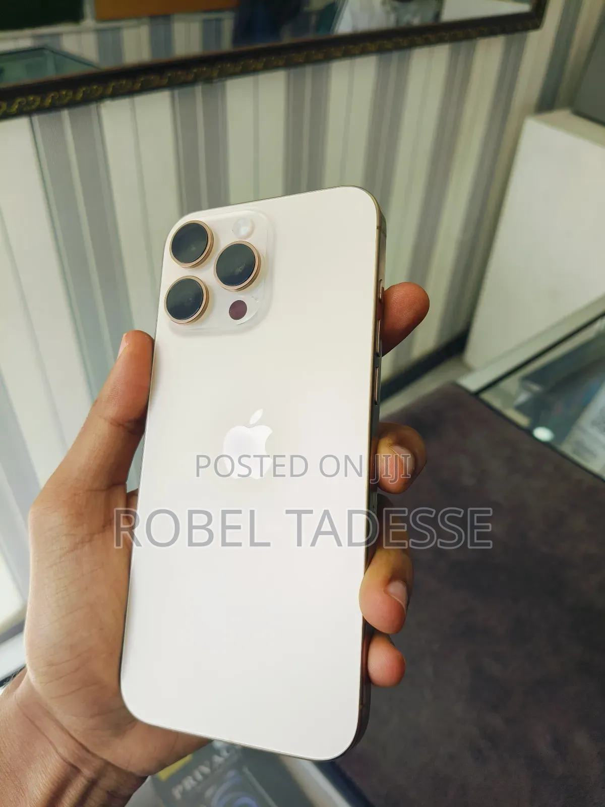 New Apple iPhone 16 Pro Max 256 GB