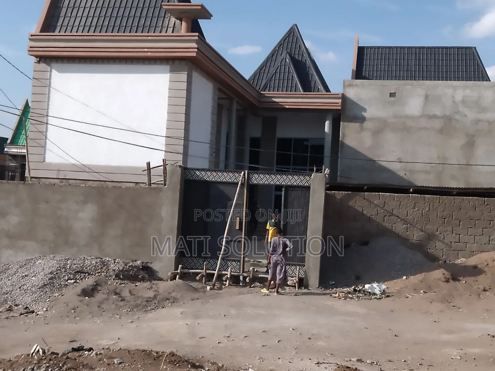 4bdrm House in Alibira Adebabay, Adama for sale