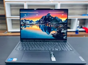 New Laptop Lenovo Yoga 7i 16GB Intel Core I7 SSD 512GB