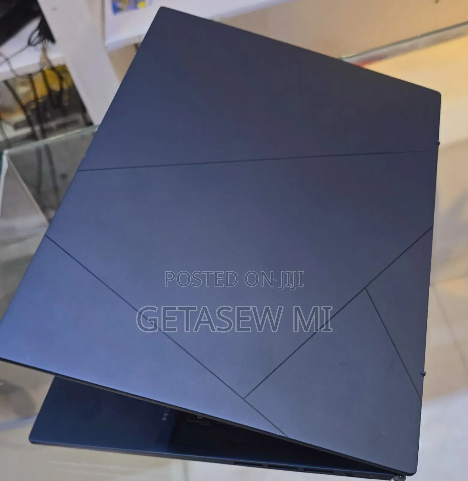 New Laptop Asus Zenbook 14 UX434 16GB Intel Core I7 SSD 512GB