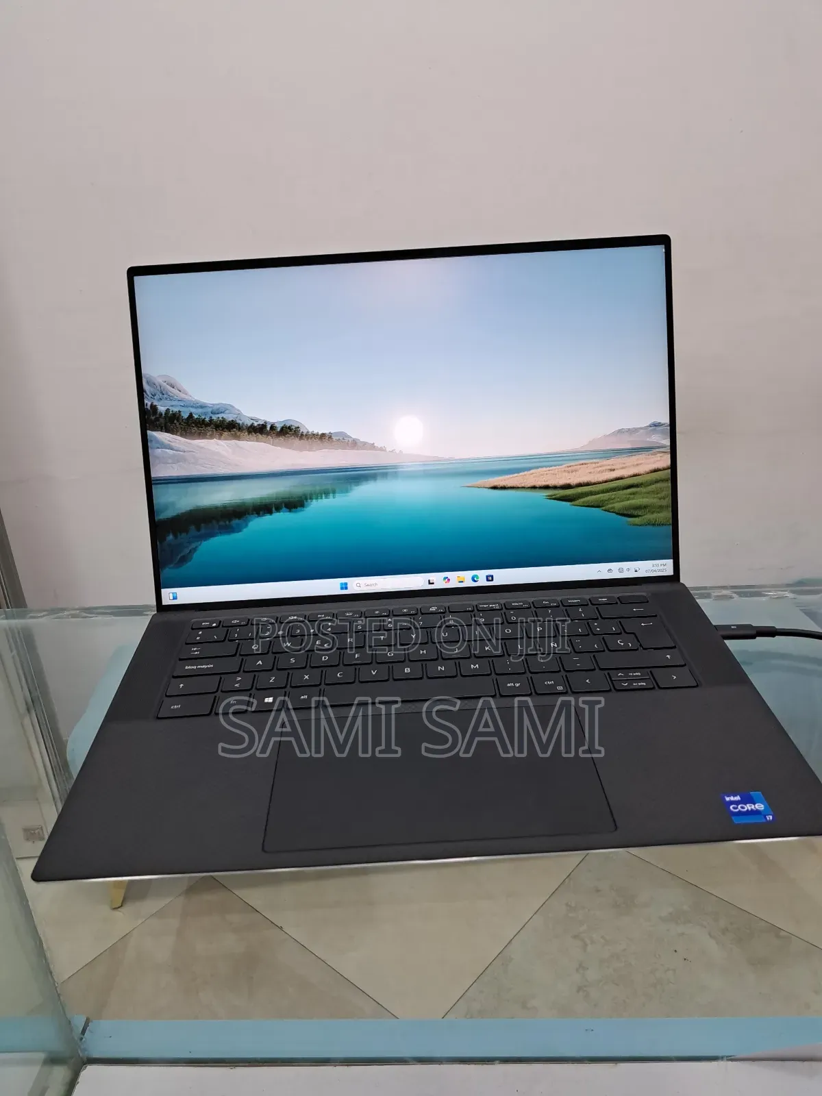 New Laptop Dell XPS 15 16GB Intel Core I7 SSD 1T