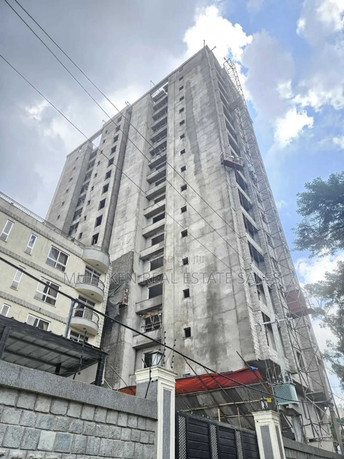 3bdrm Apartment in Bole for sale