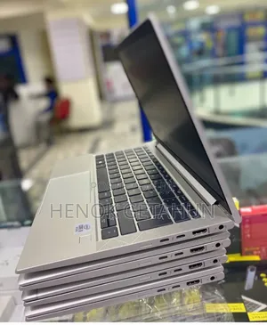 Photo - New Laptop HP EliteBook 840 16GB Intel Core I5 SSD 512GB