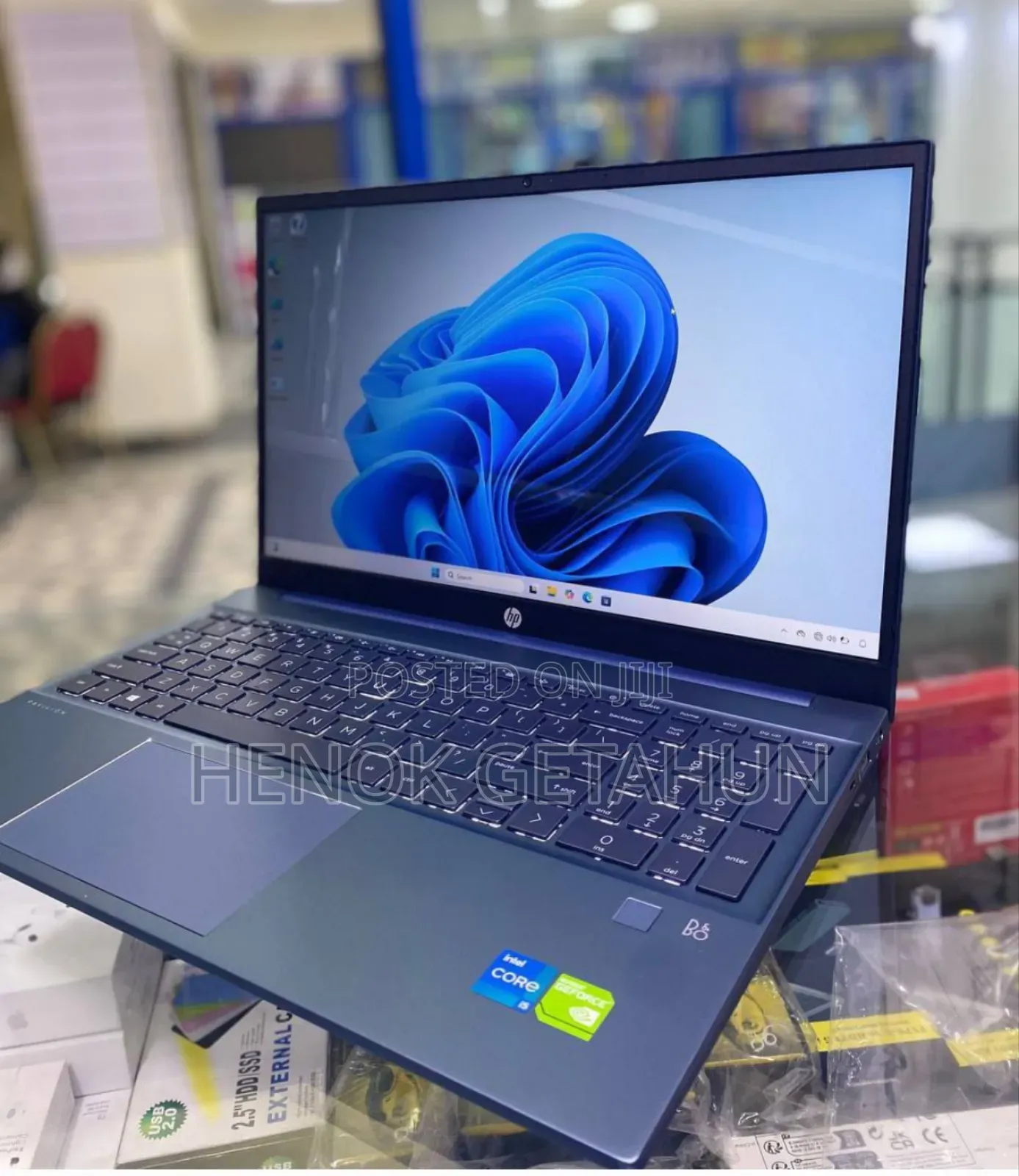 New Laptop HP Pavilion 15 16GB Intel Core I5 SSD 512GB