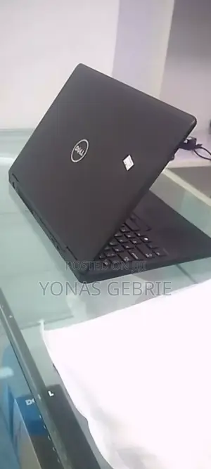 New Laptop Dell Latitude 5580 8GB Intel Core I3 SSD 128GB