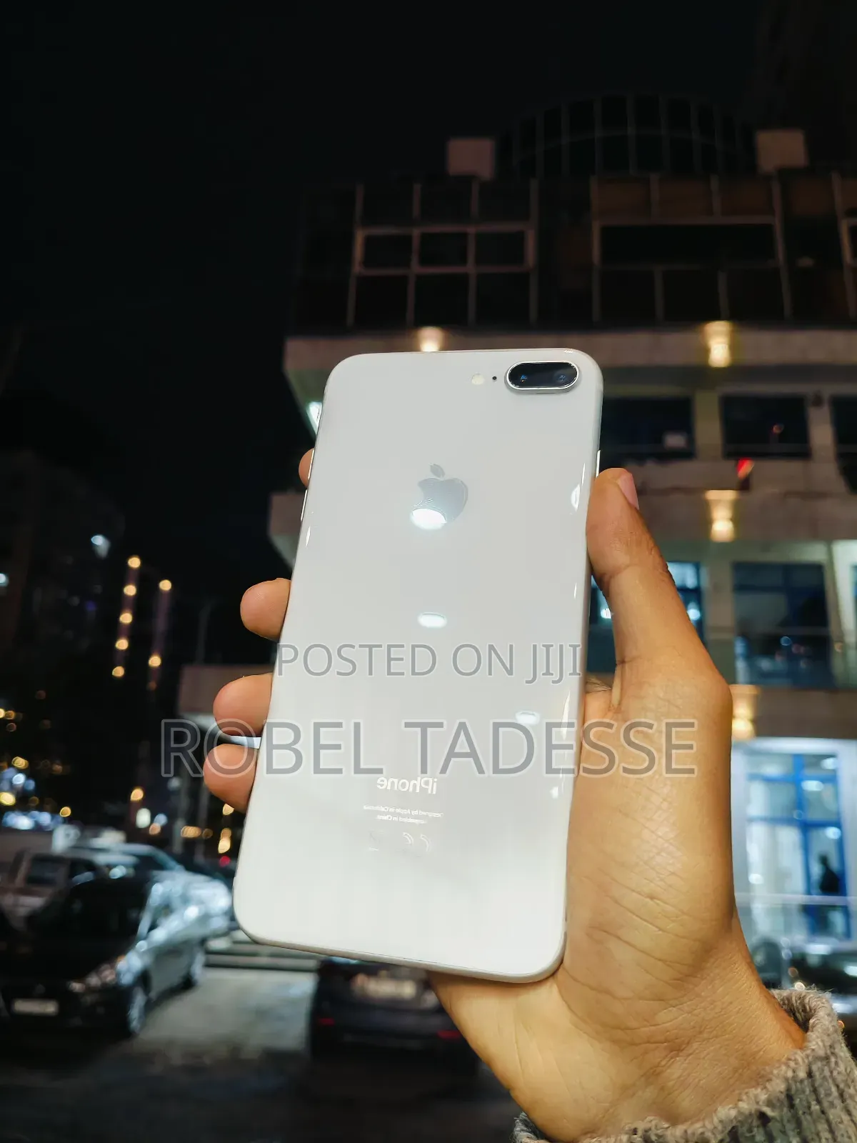 New Apple iPhone 8 Plus 64 GB