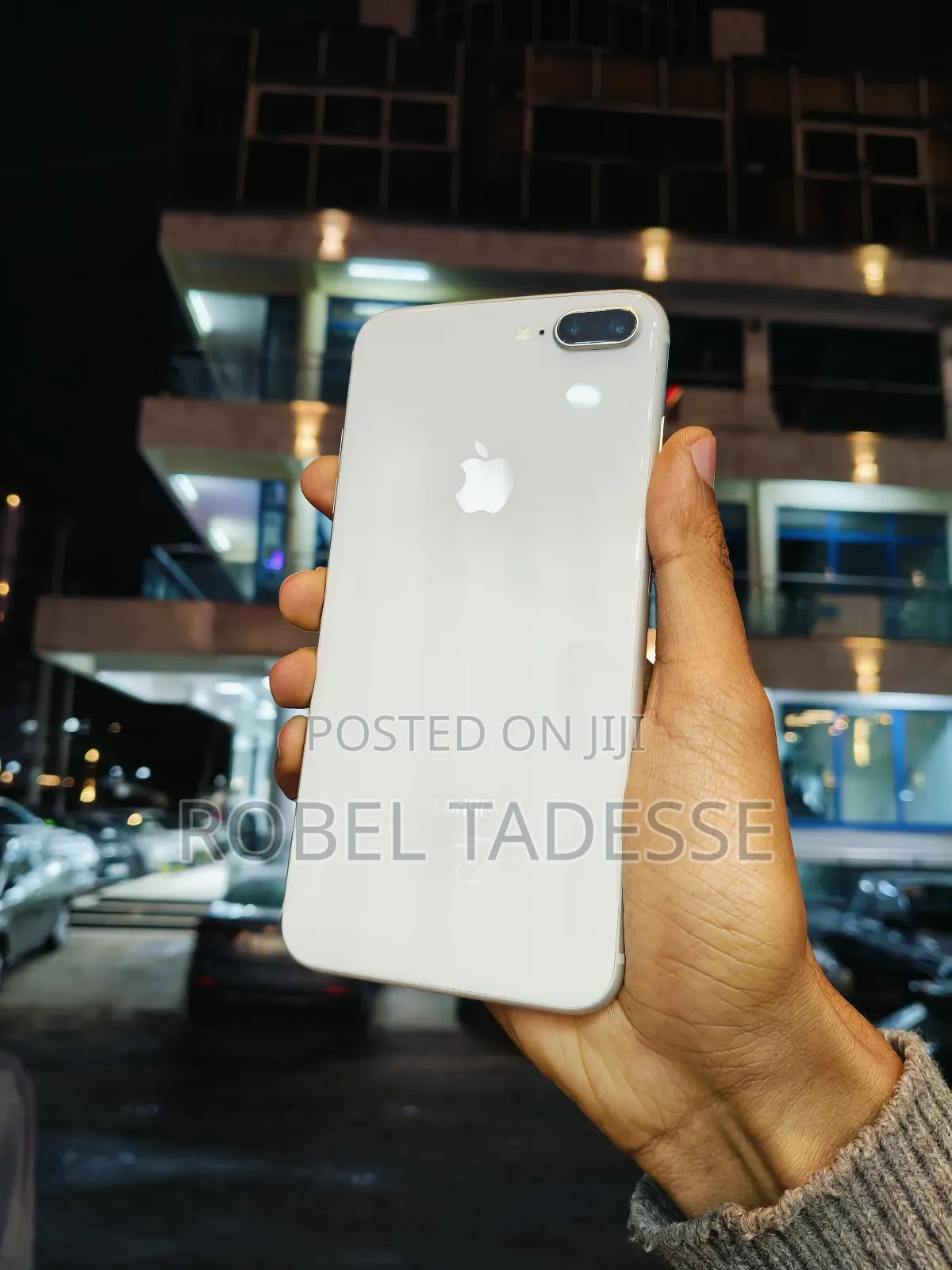 New Apple iPhone 8 Plus 64 GB