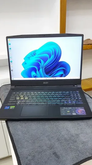 New Laptop MSI Pulse GL66 16GB Intel Core I7 SSD 1T