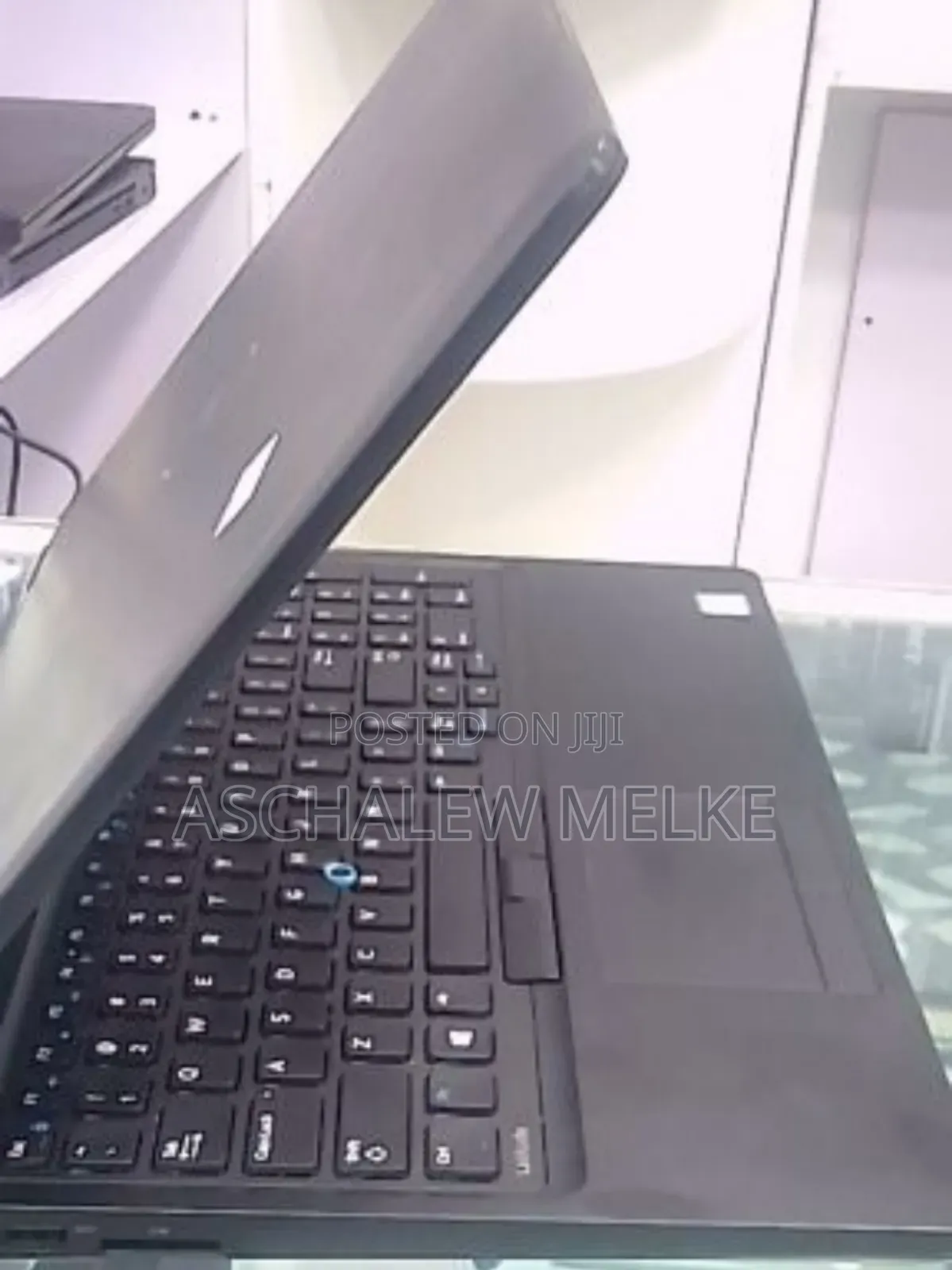 New Laptop Dell Latitude 14 8GB Intel Core I3 SSD 128GB