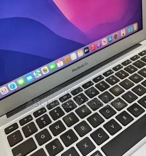 Photo - New Laptop Apple MacBook Air 2017 8GB Intel Core I5 SSD 128GB