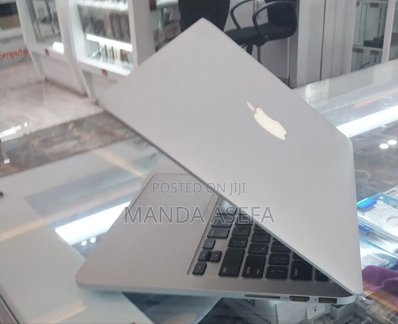 New Laptop Apple MacBook Pro 2015 16GB Intel Core I5 SSD 512GB