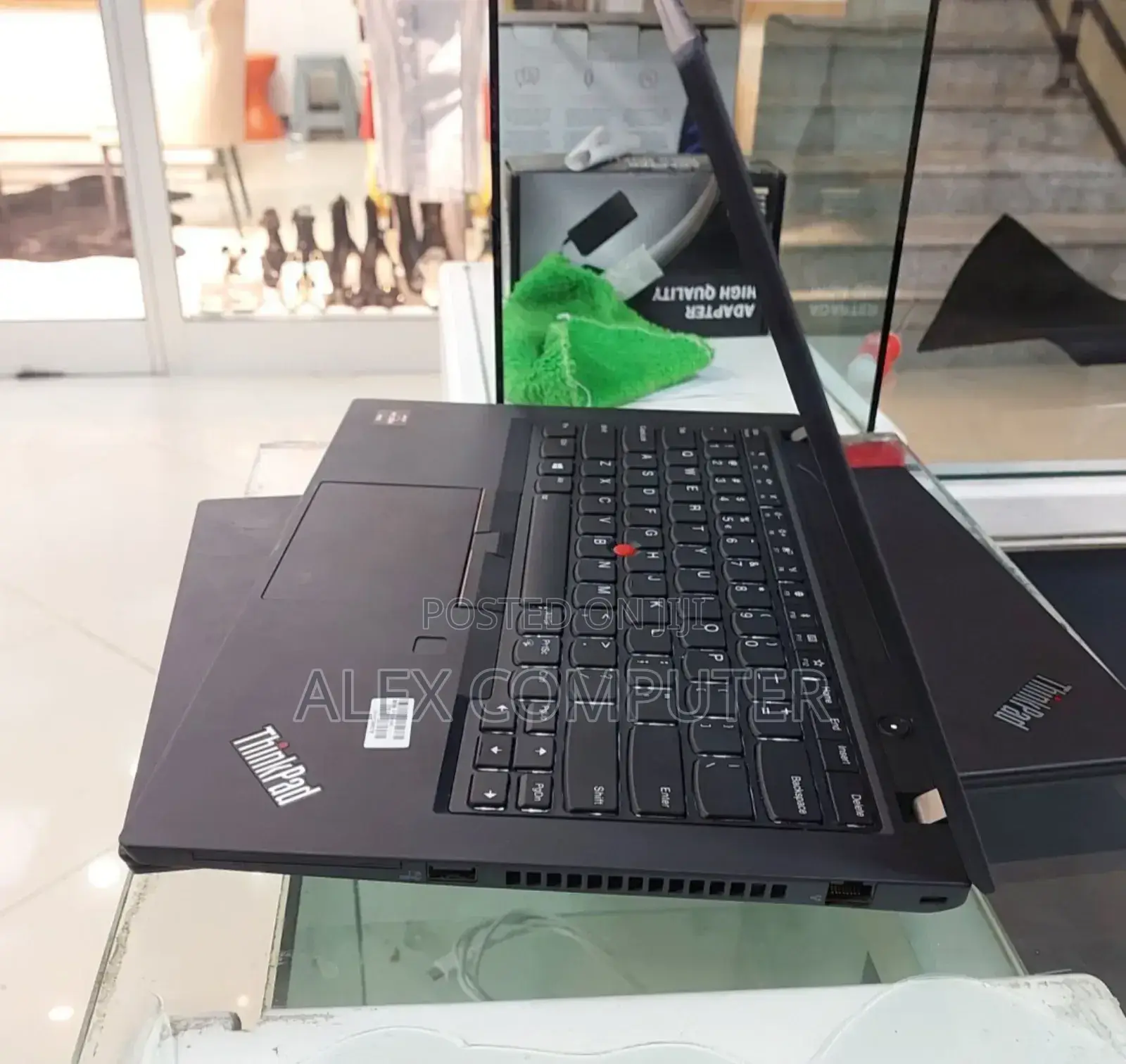 New Laptop Lenovo ThinkPad T495s 16GB AMD Ryzen 5 SSD 512GB