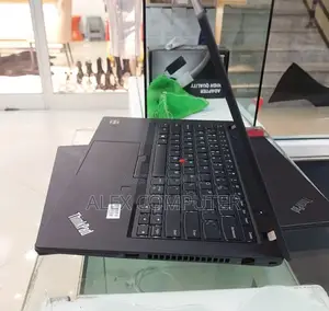 New Laptop Lenovo ThinkPad T495s 16GB AMD Ryzen 5 SSD 512GB