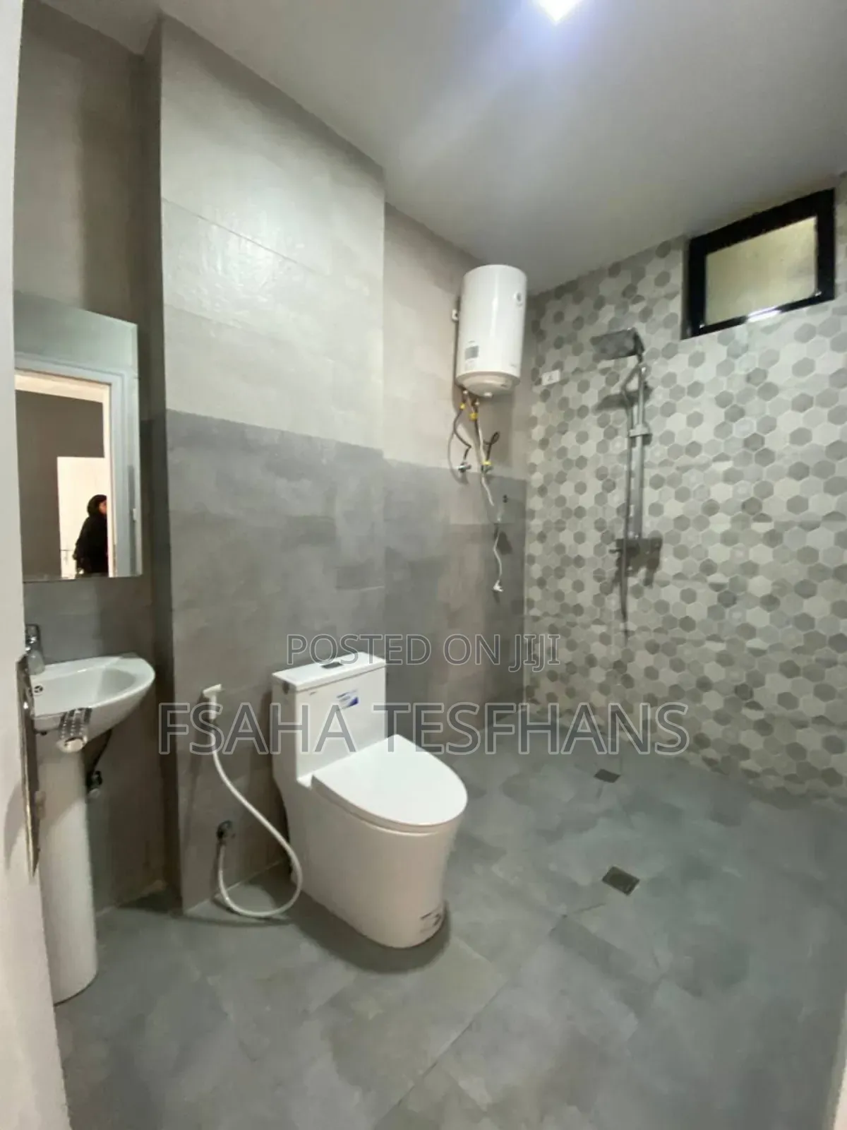 Furnished 3bdrm Apartment in Apartment, Bole for rent