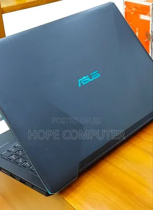 Laptop Asus VivoBook 15 X505BA 16GB Intel Core I7 HDD+SSD 256GB