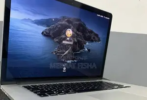 Photo - New Laptop Apple MacBook Pro 8GB Intel Core I7 SSD 256GB