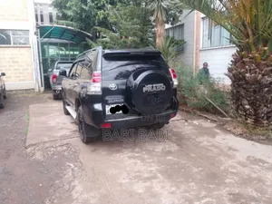 Toyota Land Cruiser Prado 2014 Matt Black