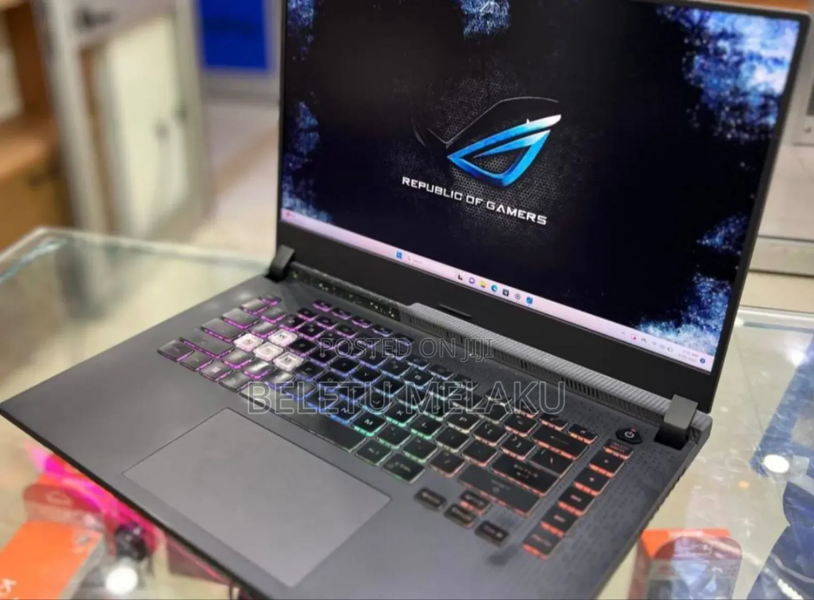 New Laptop Asus ROG Strix G15 16GB AMD Ryzen 9 SSD 512GB