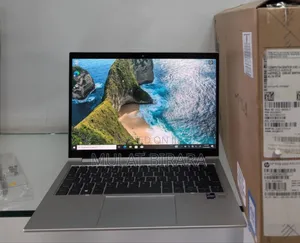 Photo - New Laptop HP EliteBook 830 16GB Intel Core I7 SSD 1T