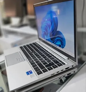 New Laptop HP EliteBook 840 G8 16GB Intel Core I7 SSD 512GB