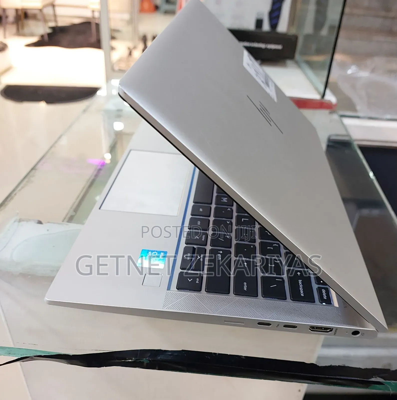 New Laptop HP EliteBook 840 10 16GB Intel Core I7 SSD 512GB