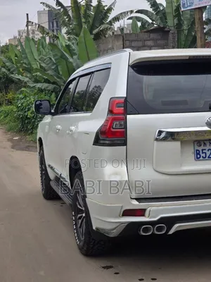 Toyota Land Cruiser Prado 2014 White