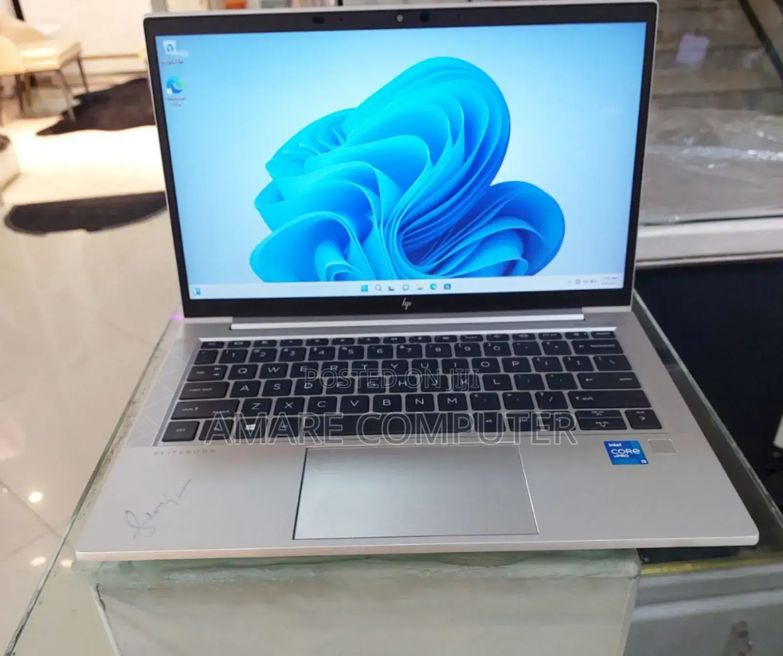 New Laptop HP EliteBook 830 G8 8GB Intel Core I5 SSD 512GB