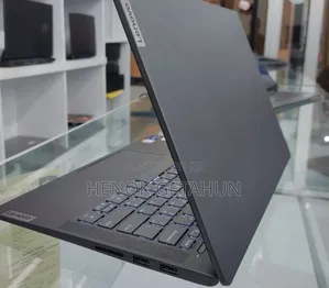 New Laptop Lenovo Ideapad 3 16GB Intel Core I7 SSD 512GB