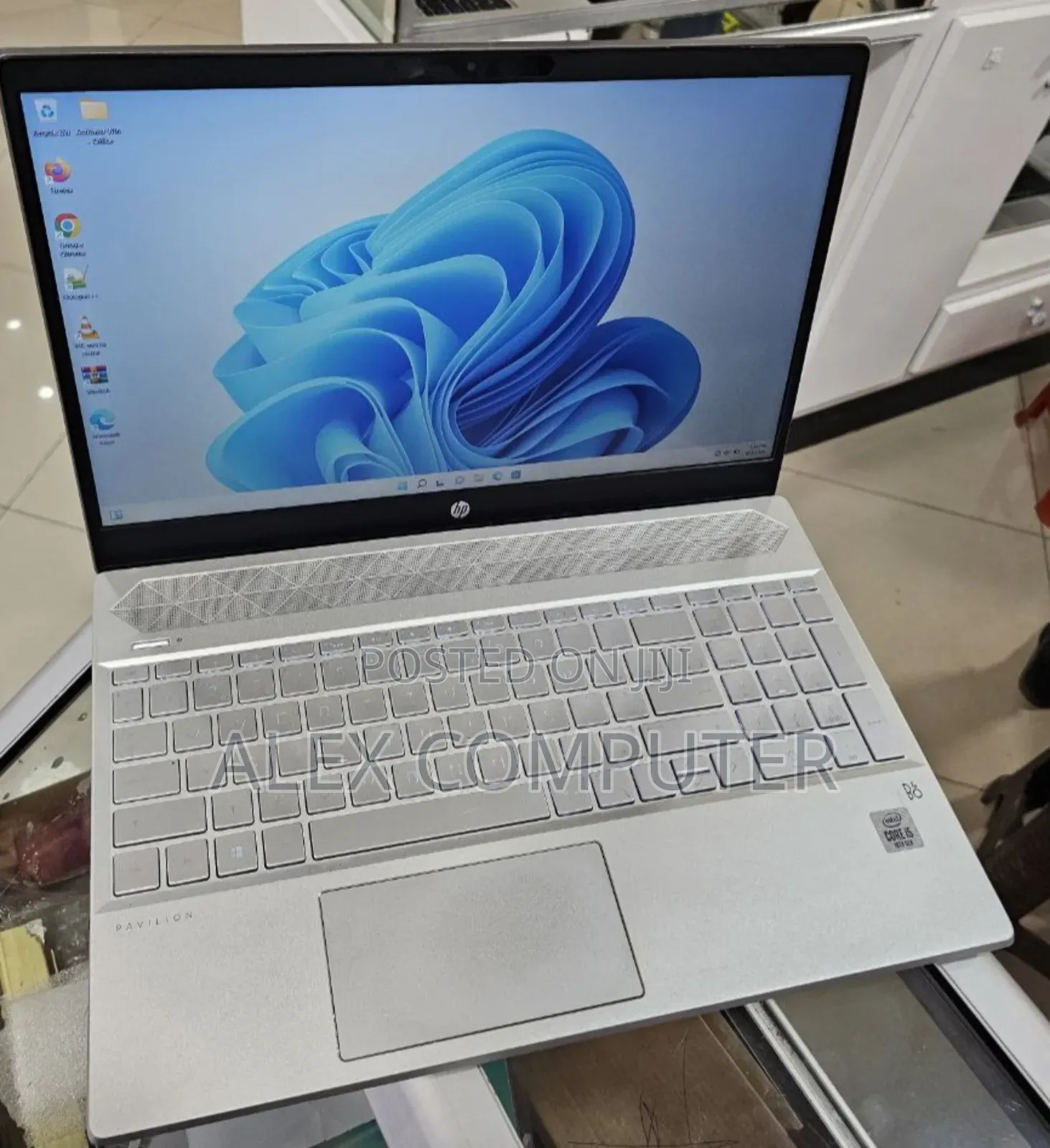 New Laptop HP Pavilion 15 16GB Intel Core I5 SSD 256GB