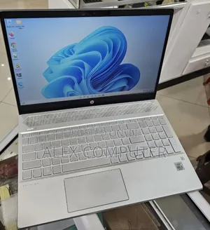 New Laptop HP Pavilion 15 16GB Intel Core I5 SSD 256GB