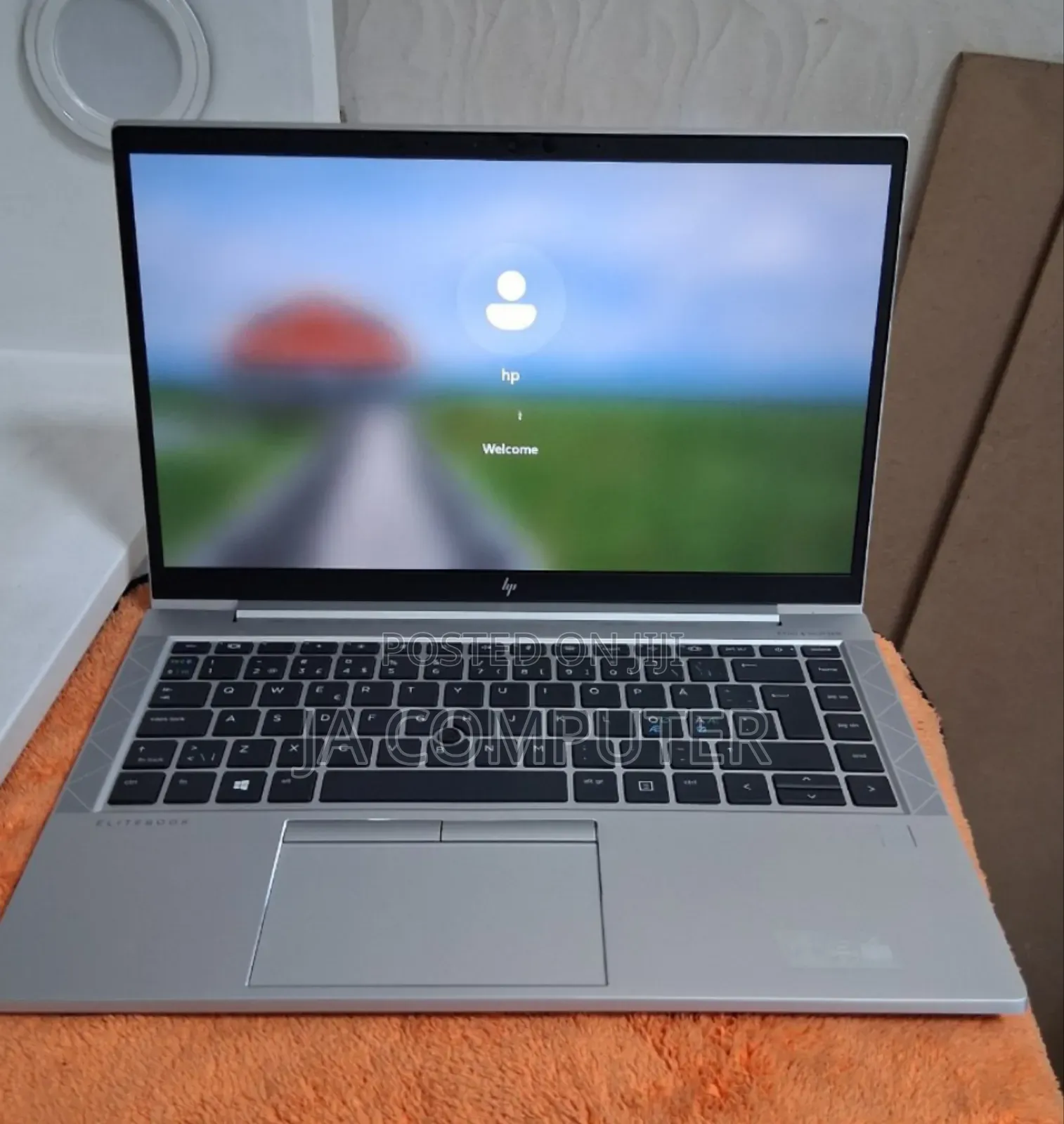 New Laptop HP EliteBook 840 G8 16GB Intel Core I5 SSD 512GB