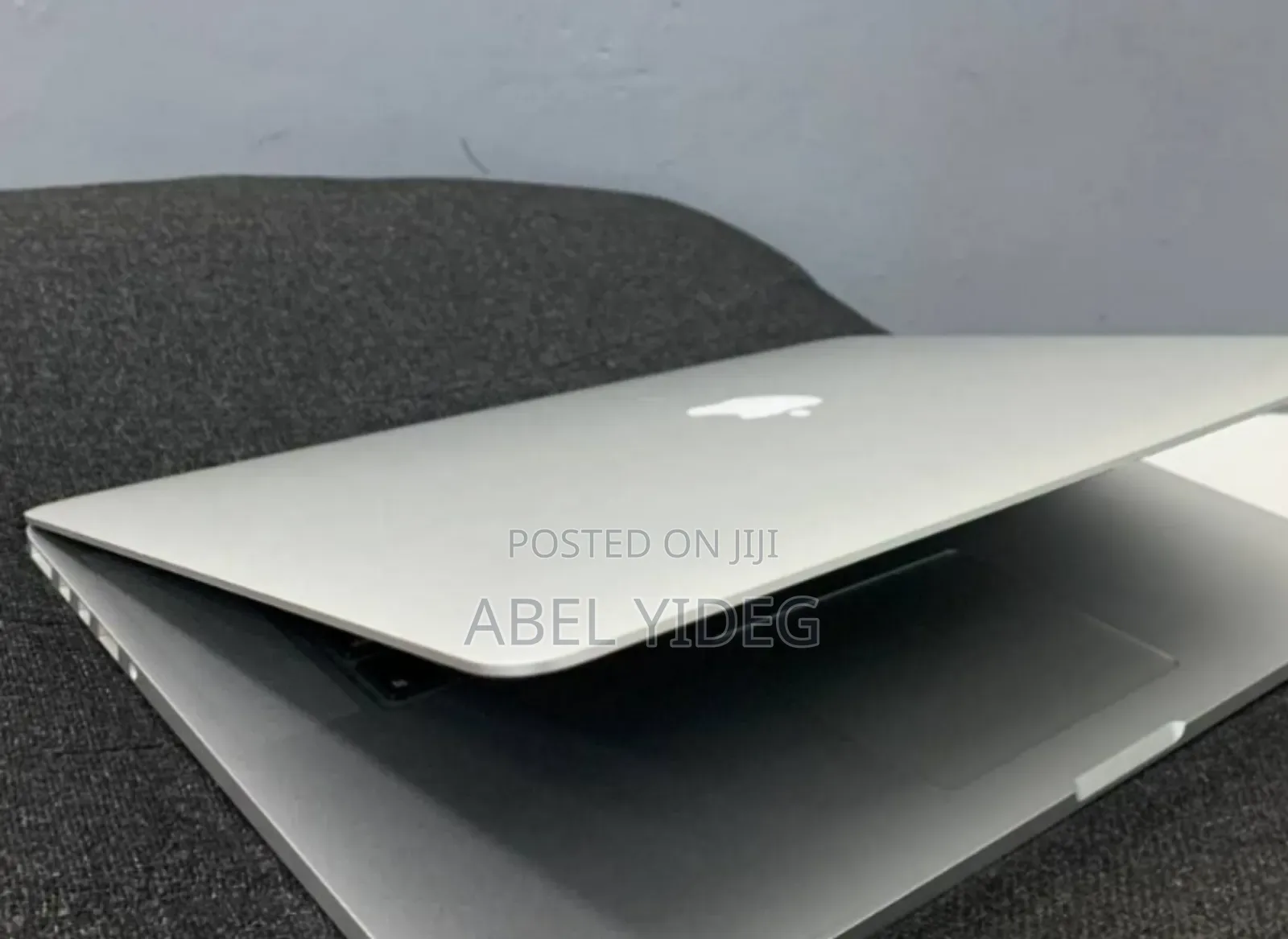 New Laptop Apple MacBook Pro 2013 8GB Intel Core I7 SSD 256GB