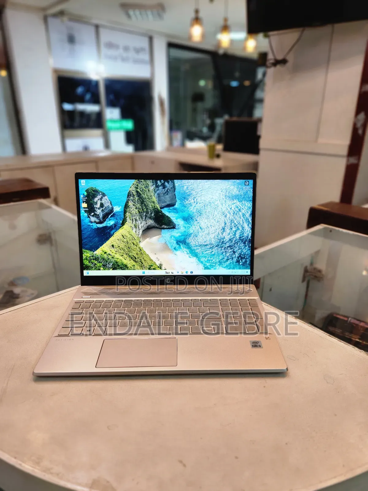 New Laptop HP Pavilion 15 8GB Intel Core I5 SSD 512GB