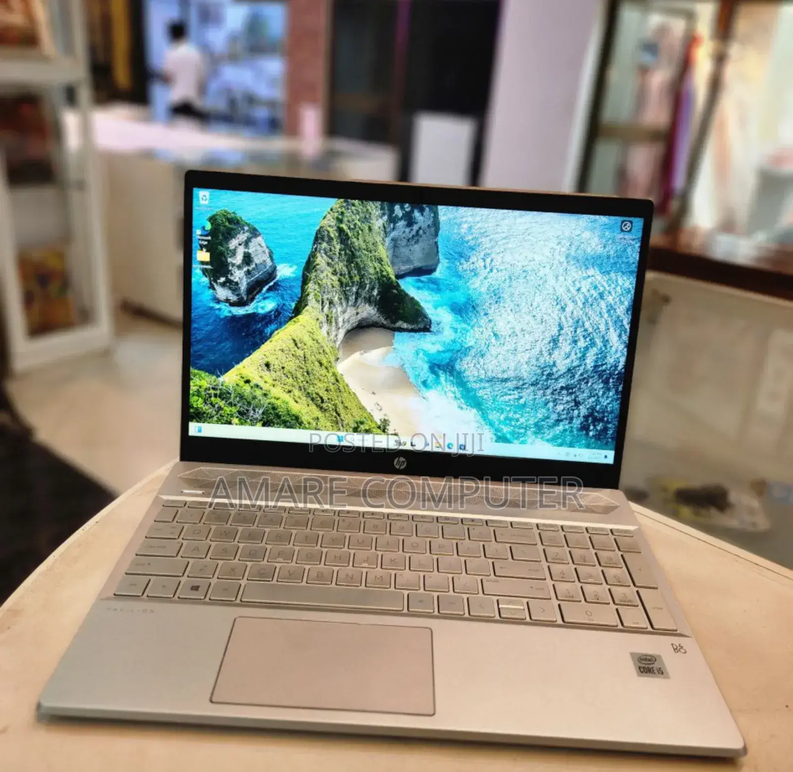 New Laptop HP Pavilion 15 8GB Intel Core I5 SSD 512GB