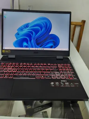 New Laptop Acer Nitro 17 16GB Intel Core I7 SSD 512GB